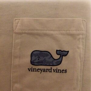 Vineyard Vine White  Shirt with Blue Logo Boys x-Large